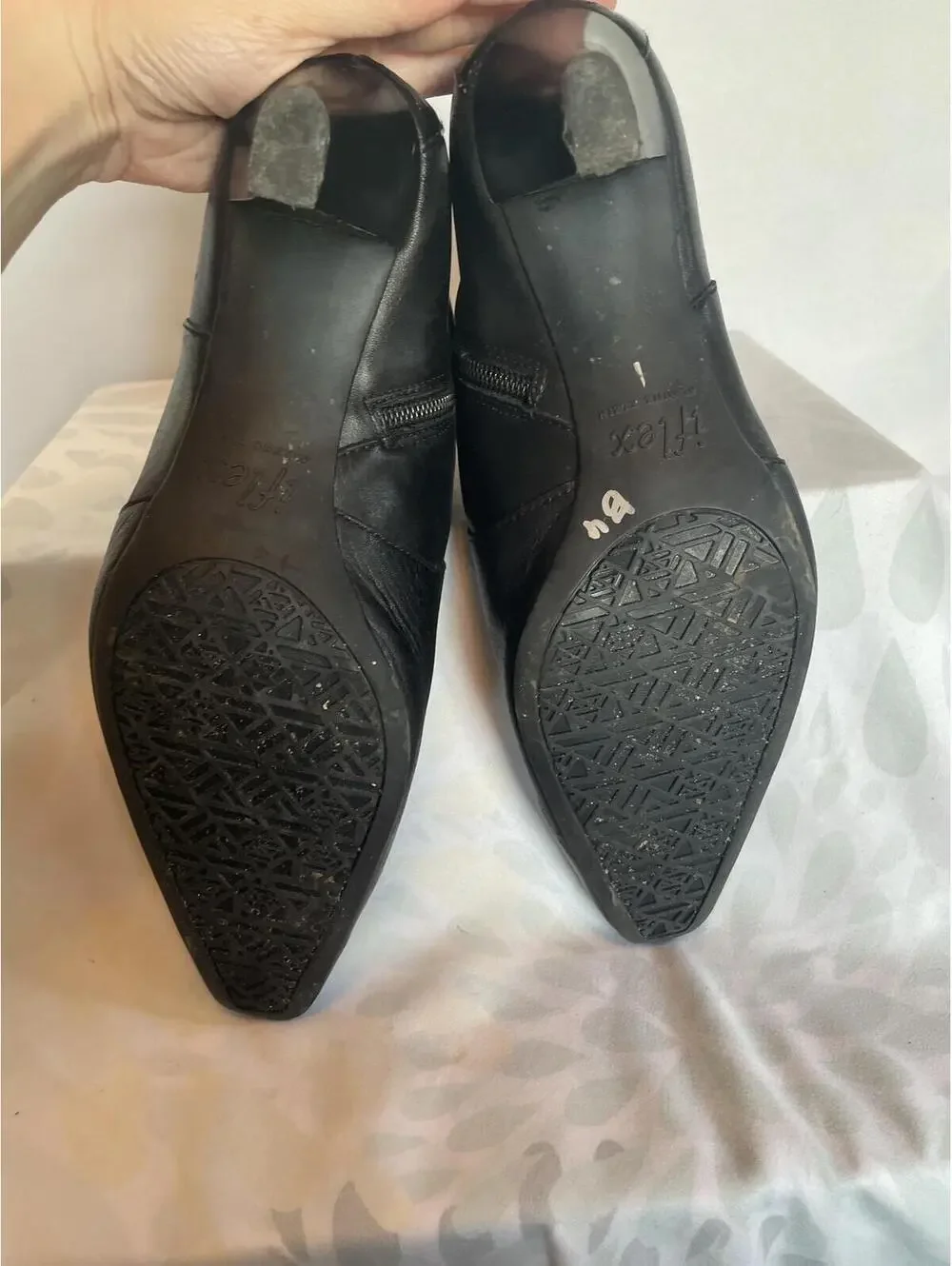 Anne Klein Black Leather iFlex Greta Ankle Boots Size 7.5 Stiletto Booties